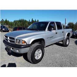 K2 --  2001 DODGE DAKOTA QUAD , White , 248533  KM's