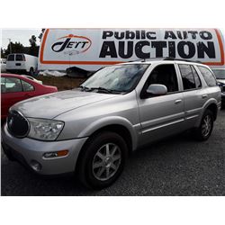 I2 --  2004 BUICK RAINIER CXL , Silver , 182714  KM's