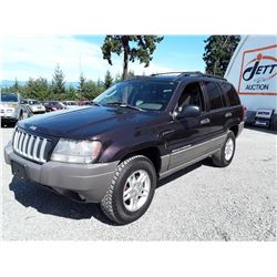 D5 --  2004 JEEP GRAND CHEROKEE LAREDO  , Red , 240486  KM's