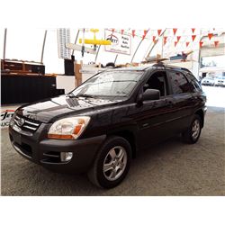 F4 --  2005 KIA SPORTAGE , Black , 150045  KM's