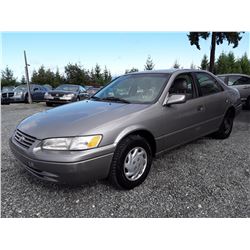 B5 --  1997 TOYOTA CAMRY , Silver , 254675  KM's