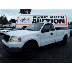 K6 --  2005 FORD F150 , White , UNKNOWN  KM's