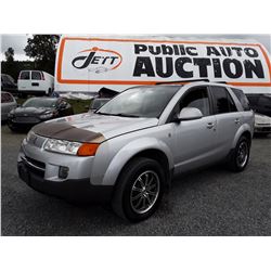 N5 --  2005 SATURN VUE  , Silver , 180911  KM's