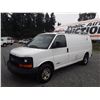 Image 1 : I1 --  2004 CHEVROLET EXPRESS G2500 , White , 317344  KM's