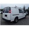 Image 3 : I1 --  2004 CHEVROLET EXPRESS G2500 , White , 317344  KM's