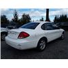 Image 3 : C3 --  2005 FORD TAURUS , White , 165575  KM's