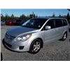Image 1 : B5 --  2011 VW ROUTAN SE , Silver , 238480  KM's