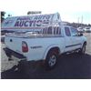 Image 3 : K4 --  2005 TOYOTA TUNDRA SR5 , White , 269480  KM's