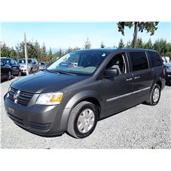 J2 --  2010 DODGE GRAND CARAVAN SE , Grey , 170052  KM's