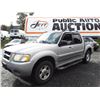 Image 1 : G4 --  2002 FORD EXPLORER SPORT TRAC , Silver , 199394  KM's