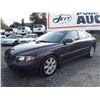 Image 1 : M5 --  2002 VOLVO S60  , Blue , 256326  KM's