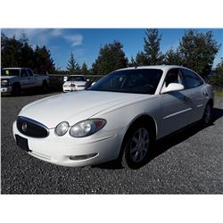 L4 --  2005 BUICK ALLURE , White , 318495  KM's