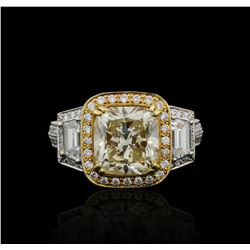 6.06 ctw Diamond Ring - 18KT White and Yellow Gold