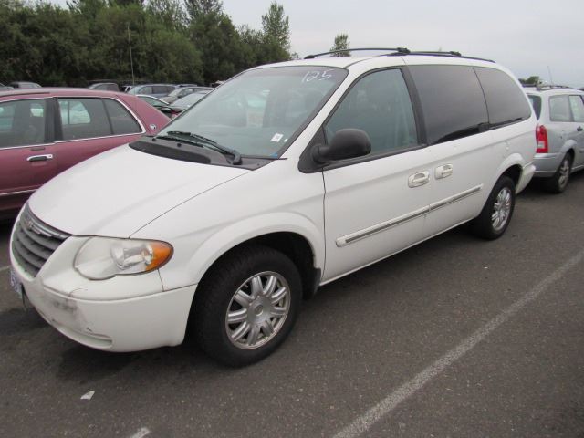 2006 chrysler van