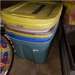 LOT OF PLASTIC STORAGE BINS