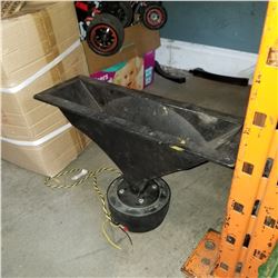 LOUD SPEAKER