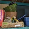 Image 1 : LOT OF GARDEN DECOR, FIGURES, SOLAR LAMPS, BASKET OF RUGS, TOTES, AND FANS