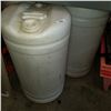 Image 2 : 5 FOOD GRADE 45 LITER CONTAINERS
