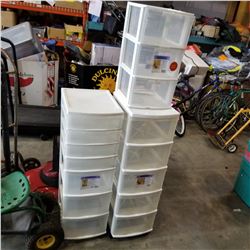 3 PLASTIC ORGANIZERS