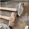 Image 2 : 2 SLEDGE HAMMERS