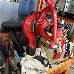 TORO ULTRA BLOWER VACUUM W/ BAG AND ATTACHMENTS