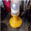 Image 1 : 3.6 AMP METAL HALIDE WOBBLE LIGHT