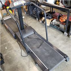 TREADMILL W/ INCLINE - WORKING