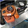Image 3 : TANAKA PRO FORCE 2520 GAS HEDGE TRIMMER - WORKING