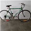 Image 1 : GREEN NO NAME BIKE