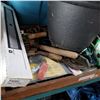 Image 2 : BLUE TOTE OF CUTTING DISCS AND BIN AND TRAY OF TOOLS