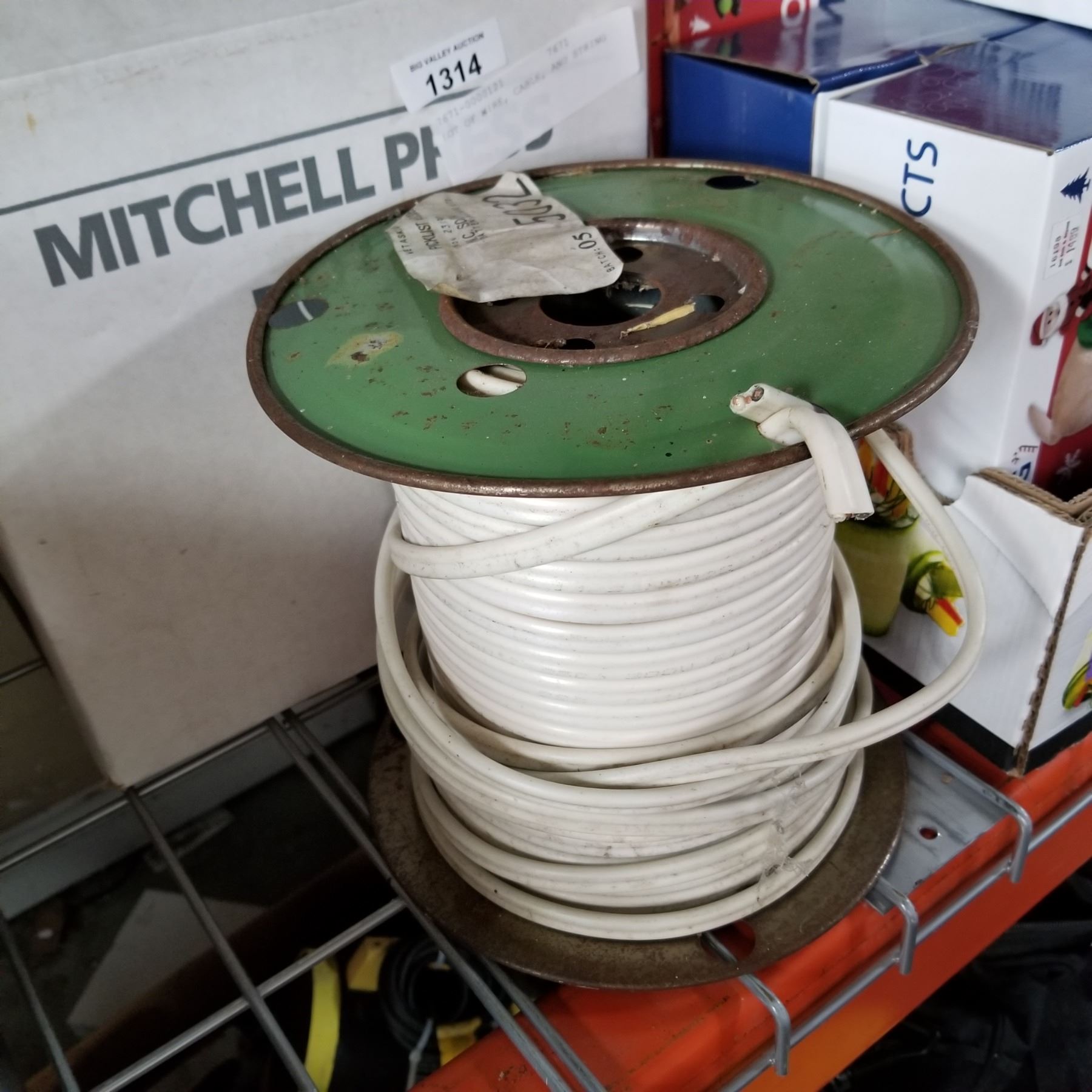 String And Wire LOT OF WIRE, CABLE, AND STRING - Big Valley Auction