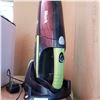 Image 2 : SHARK PERSONAL CORDLESS VACUUM WITH MOUNTABLE DOCKING CHARGE STATION TESTED AND WORKING