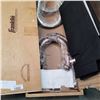 Image 3 : FRANKLIN HORSE SHOE SET