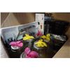 Image 11 : NEW BATHROOM ORGANIZER SET, H2O MOP PRO W/ PARTY JARS, AND BLENDER
