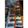 Image 2 : TRAY OF NEW HOT WHEELS CARS