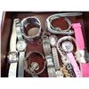 Image 3 : TRAY OF WATCHES