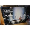 Image 1 : QUEEN VICTORIA SILVER PLATE TEA AND COFFEE SET W/ BOX