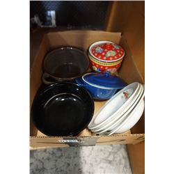 LOT OF EASTERN BOWLS