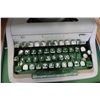 Image 4 : ROYAL KEYSTONE TYPEWRITER IN YELLOW CASE