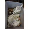 Image 2 : LARGE FLORAL TEAPOT AND LIDDED DISH AND 2 ANTIQUE TINS