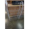 Image 2 : 2 WIRE METAL SHELFS