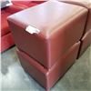 Image 1 : 2 LEATHER OTTOMANS