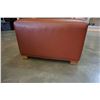 Image 3 : 2 LEATHER OTTOMANS