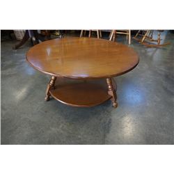 MCM WOOD ROUND COFFEE TABLE W/ SPINDLE LEGS