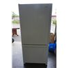 Image 1 : KENMORE WHITE 30 INCH REFRIDGERATOR WITH BOTTOM FREEZER, TESTED AND WORKING GUARANTEED