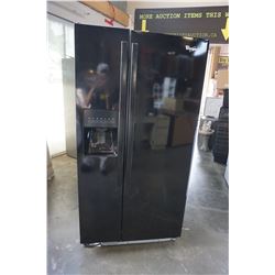 WHIRLPOOL BLACK 33 INCH SIDE BY SIDE REFRIDGERATOR WITH FREEZER, TESTED AND WORKING GUARANTEED