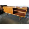 Image 2 : TEAK SLIDING DOOR CABINET