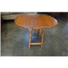 Image 1 : SMALL OAK DROP LEAF TABLE