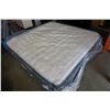 Image 1 : KINGSIZE SEALY POSTUREPEDIC MORISETTE EURO PLUSH TOP MATTRESS
