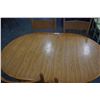 Image 2 : ROUND OAK DINING TABLE W/ LEAF AND 4 HOOP BACK CHAIRS